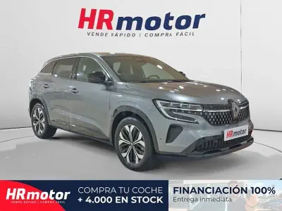 Usado Renault Austral Techno 140 CV (102 kW) 2024 Gris / plata SUV