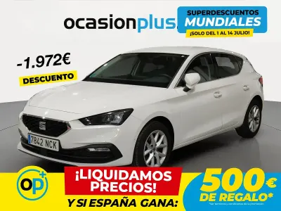 Usado Seat Leon Style 116 CV (85 kW) 2025 Blanco Berlina