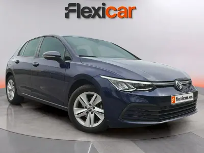 Usado VW Golf VIII 116 HP (85 kW) 2022 Azul Citadino