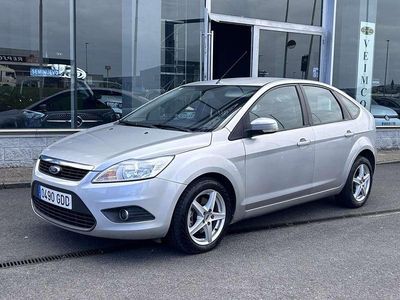 Usado Ford Focus Trend 116 CV (85 kW) 2008 Gris Utilitario