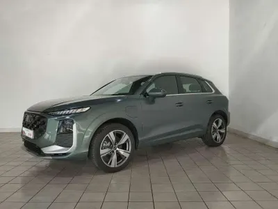 Usado Audi Q3 S-Line 272 CV (200 kW) 2025 Verde SUV