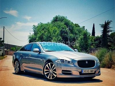 Gris / plata Usado 2012 Jaguar XJ Premium Luxury Berlina | 21.000 €