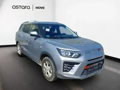 Usado SsangYong Tivoli 163 CV (119 kW) 2024 Gris