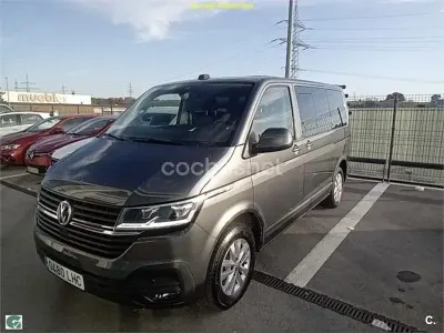 Usado VW Caravelle 150 CV (110 kW) 2020 Gris / plata Van