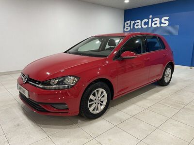 Rojo Usado 2018 VW Golf VII Advance | 18.900 € (Un poco caro)