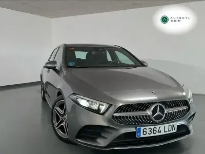 Usado Mercedes A200 150 CV (110 kW) 2019 Gris Berlina