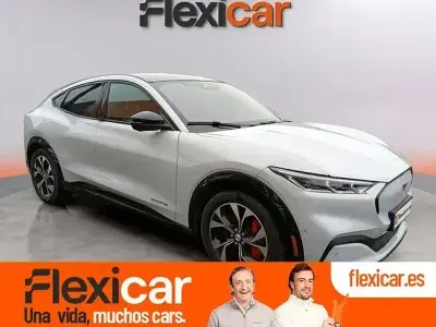 Usado Ford Mustang Mach-E 197 kW (269 CV) 2021 Gris SUV