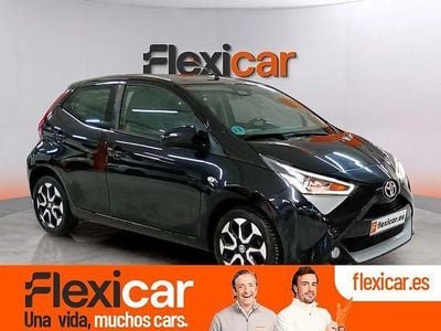 Usado Toyota Aygo X-play 72 CV (52 kW) 2021 Negro Utilitario