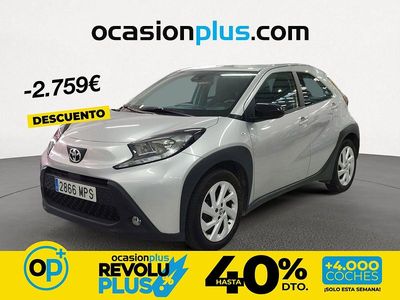 Usado Toyota Aygo X Play 72 CV (52 kW) 2024 Gris SUV