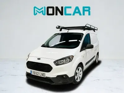 Usado Ford Transit Courier Trend 100 CV (73 kW) 2021 Blanco Van