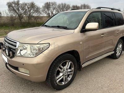 Begagnad Toyota Land Cruiser 286 HK (210 kW) 2008 Beige SUV