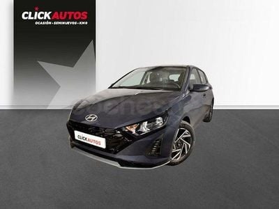 Usado Hyundai i20 100 CV (73 kW) 2024 Gris / plata Utilitario