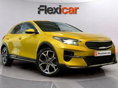 Usado Kia XCeed 162 CV (119 kW) 2022 Amarillo SUV