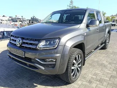 Usado VW Amarok Highline 224 CV (164 kW) 2018 Gris Pickup/Camioneta