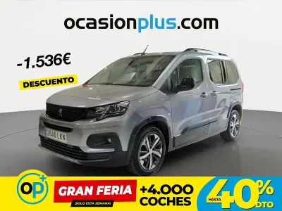 Usado Peugeot Rifter GT-line 130 CV (95 kW) 2020 Gris Monovolumen