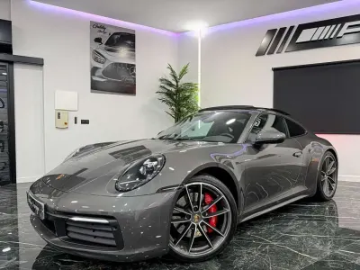 Usado Porsche 911 Carrera 4S 450 CV (330 kW) 2024 Gris Coupe