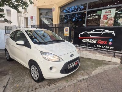 Usado Ford Ka Trend 69 CV (50 kW) 2015 Blanco Berlina