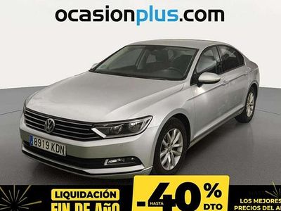 Plateado Usado 2017 VW Passat Edition Berlina | 17.990 € (Caro)