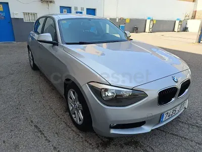 Usado BMW 118 143 CV (105 kW) 2014 Gris / plata Utilitario