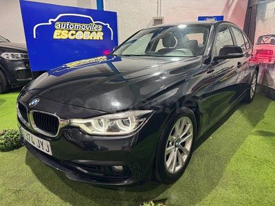 Usado BMW 318 Comfort Edition 150 CV (110 kW) 2017 Negro Berlina