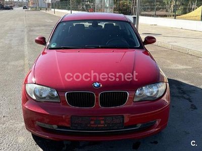 Rojo Usado 2009 BMW 118 Utilitario | 9500 € (Un poco caro)