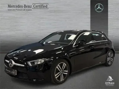 Usado Mercedes A180 116 HP (85 kW) 2022 Preto Sedan