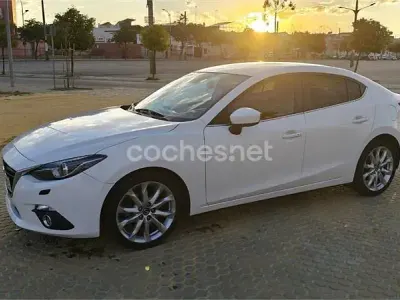 Occasion Mazda 3 Luxury 150 PK (110 kW) 2015 Wit Sedan