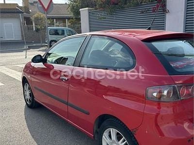 Rojo Usado 2006 Seat Ibiza Reference Berlina | 2850 € (Precio justo)