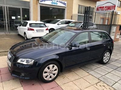 Azul Usado 2009 Audi A3 Ambiente Berlina | 9900 € (Caro)
