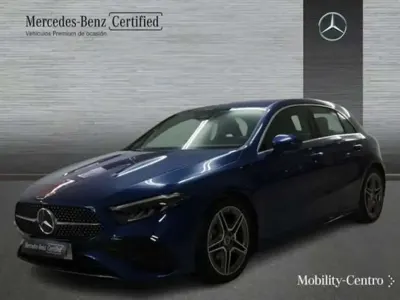 Usado Mercedes A180 109 CV (80 kW) 2024 Azul Utilitario