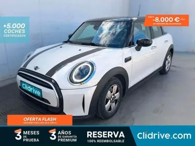 Usado Mini Cooper 136 CV (100 kW) 2023 Blanco Utilitario