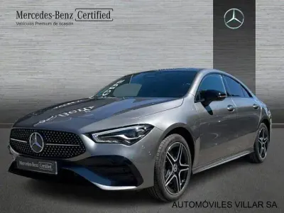 Usado Mercedes CLA250e 218 CV (160 kW) 2025 Gris montaña Coupe