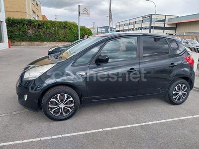 Negro Usado 2010 Kia Venga Utilitario | 3500 €