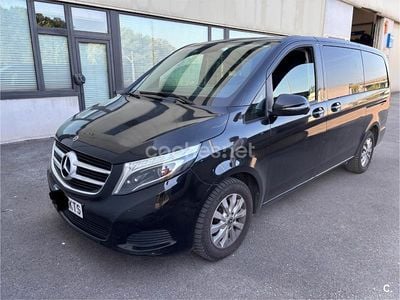 Mercedes V220