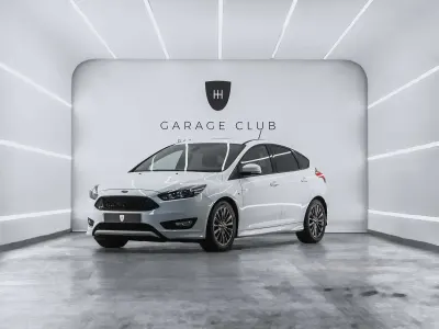 Usado Ford Focus ST-Line 120 CV (88 kW) 2017 Blanco Berlina