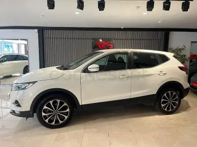Usado Nissan Qashqai N-Connecta 115 CV (84 kW) 2020 Blanco SUV