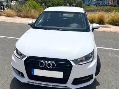 Usado Audi A1 Sportback S-Line 95 CV (69 kW) 2016 Blanco Utilitario