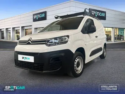 Usado Citroën Berlingo 76 CV (55 kW) 2021 Blanco Monovolumen
