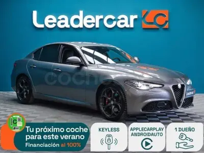 Usado Alfa Romeo Giulia Sprint 190 CV (139 kW) 2021 Gris Berlina