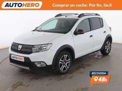 Usado Dacia Sandero 95 HP (69 kW) 2019 Branco Sedan