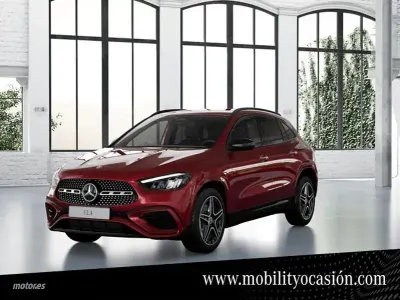 Usado Mercedes GLA200 150 CV (110 kW) 2025 Rojo SUV