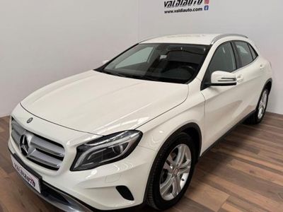 Mercedes GLA220