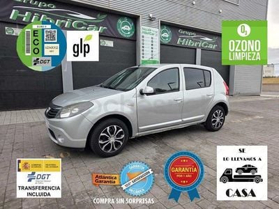 Gris / plata Usado 2012 Dacia Sandero Ambiance Berlina | 4990 €