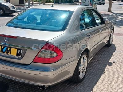 Mercedes E280