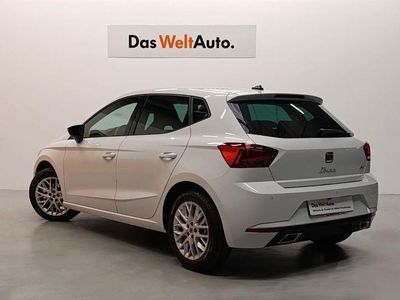 Usado Seat Ibiza FR 115 CV (84 kW) 2025 Blanco Utilitario
