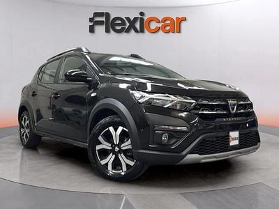 Usado Dacia Sandero Comfort 91 CV (66 kW) 2022 Negro Utilitario