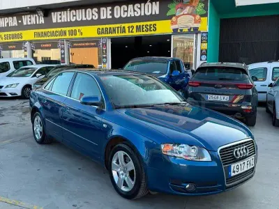 Usado Audi A4 140 CV (102 kW) 2007 Azul Berlina