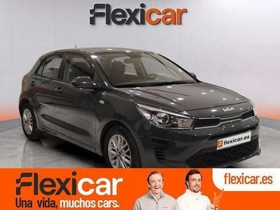 Gris Usado 2022 Kia Rio Berlina | 12.990 € (Precio justo)