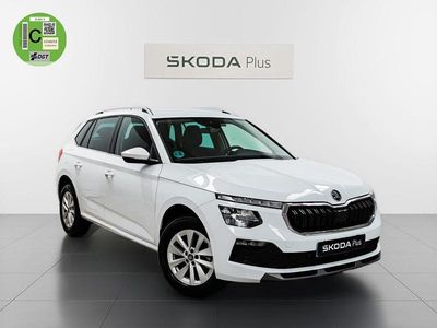 Usado Skoda Kamiq Selection 115 CV (84 kW) 2025 Blanco SUV