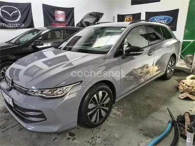 Usado VW Golf VIII Life 115 CV (84 kW) 2025 Gris / plata Familiar